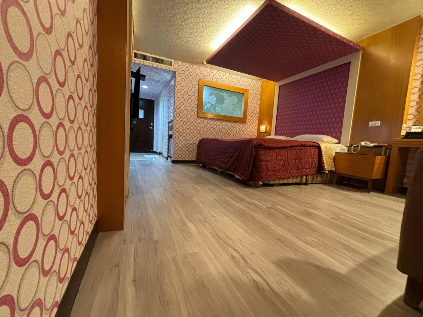 Hua Xiang Motel - Da Chang Kaohsiung Esterno foto